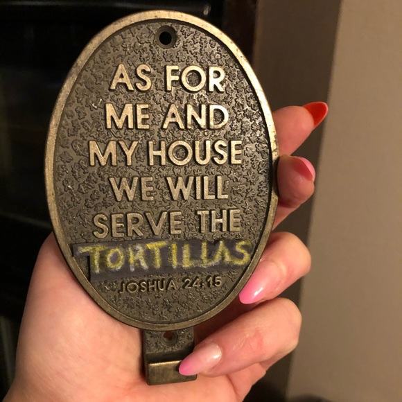 Meet your Posher, Kayla - Picture 2 of 2